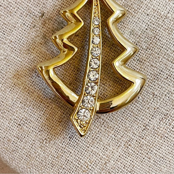 Vintage Modern Gold Tone Crystal Christmas Tree Brooch - Picture 9 of 9